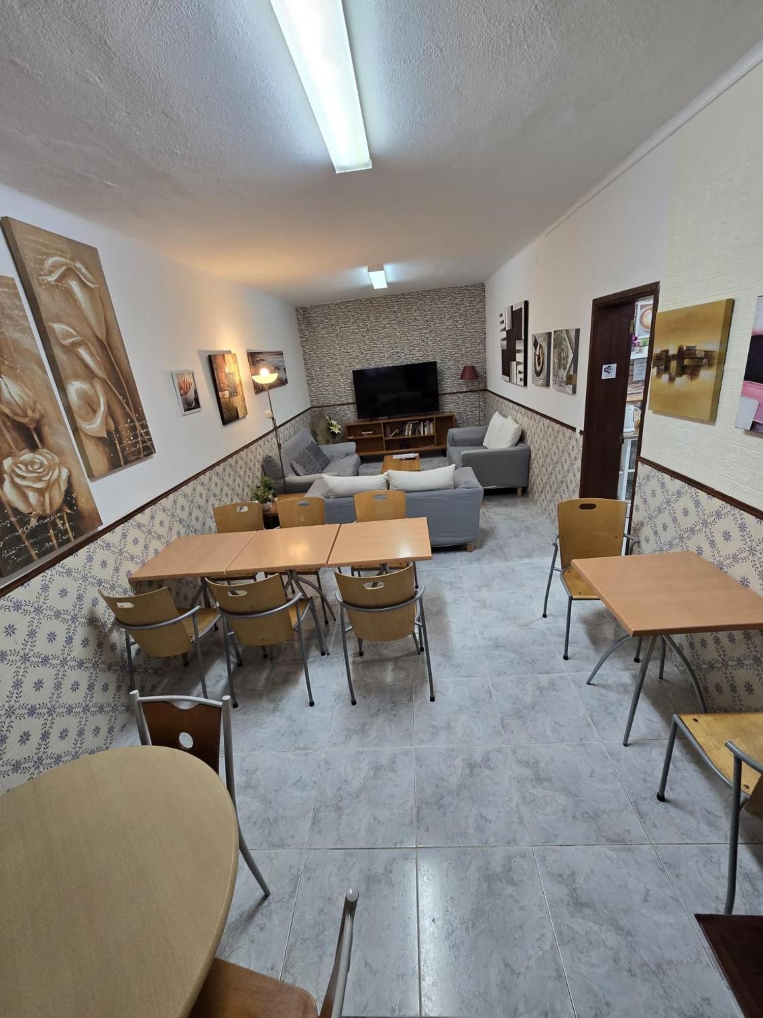 Sunny House Hostel Lagos Ngoại thất bức ảnh