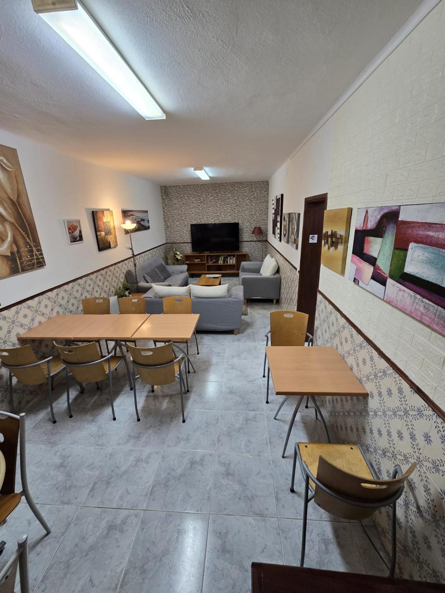 Sunny House Hostel Lagos Ngoại thất bức ảnh