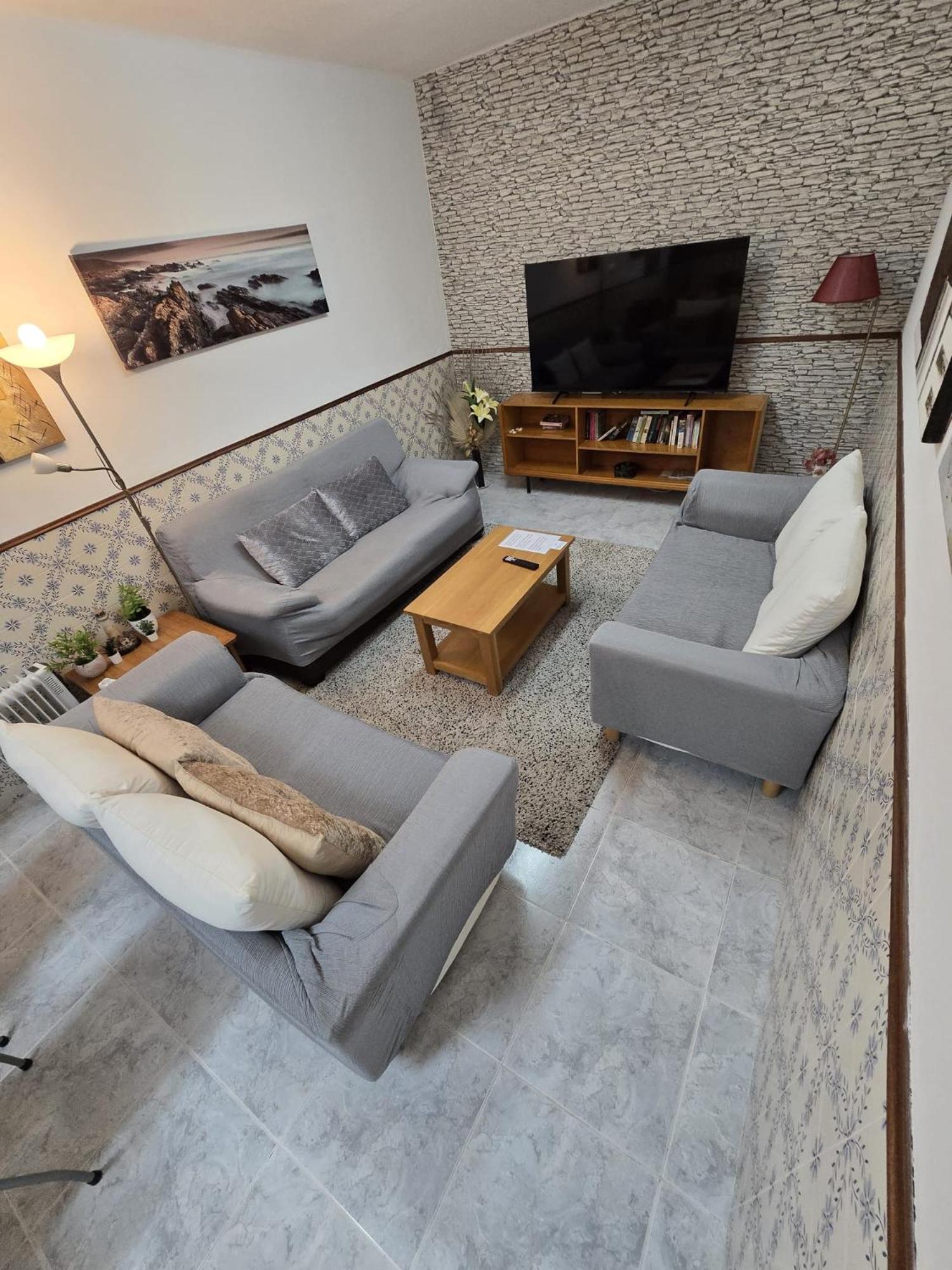 Sunny House Hostel Lagos Ngoại thất bức ảnh